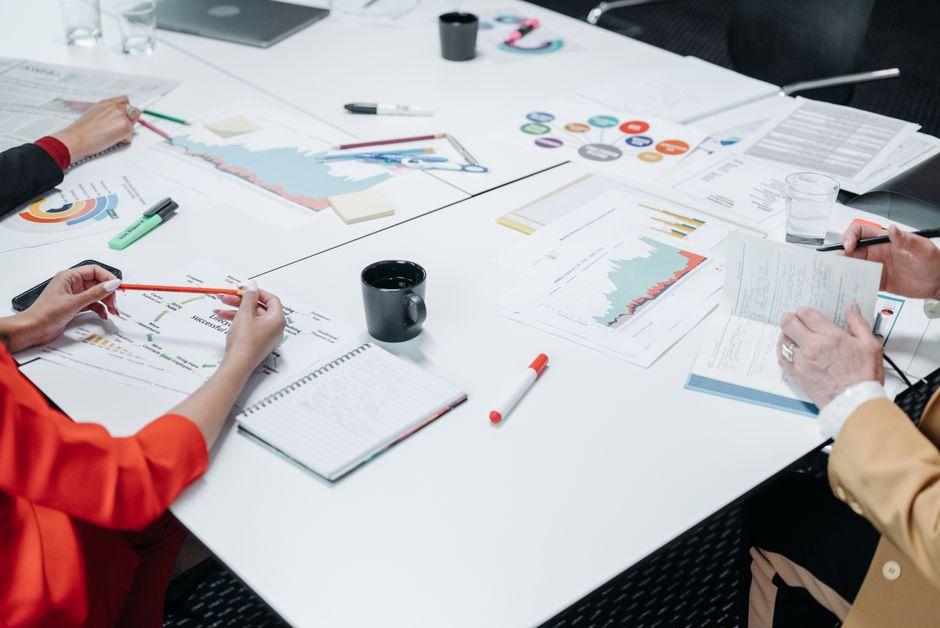 Choosing a devops services company bangalore can help a business create a smoother path from planning to production.