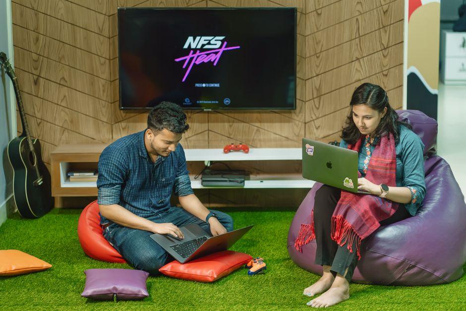How does a ui ux design agency pune improve user engagement for local businesses?