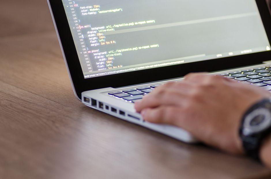 A cloud consulting company mumbai can help a startup make better technology choices from the beginning.